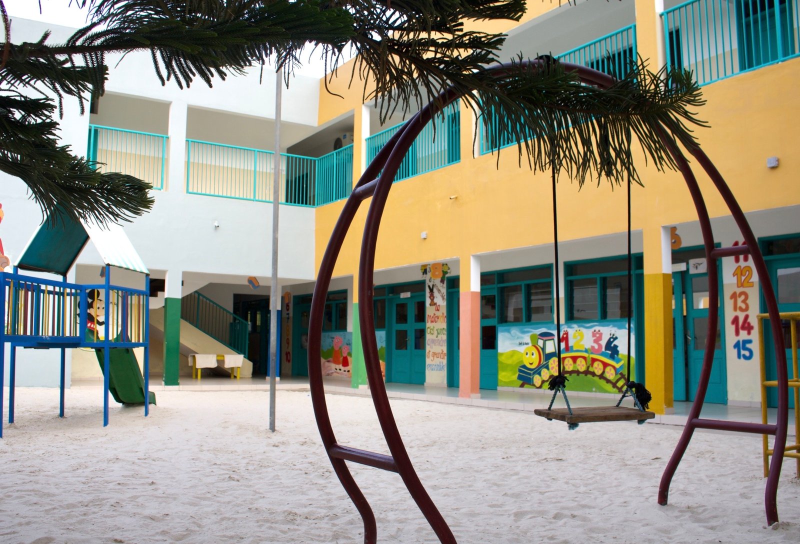 Cour de la maternelle